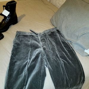 Ralph Lauren Purple Label size 34 Women's Trouser  Italian made Velvet, Gray